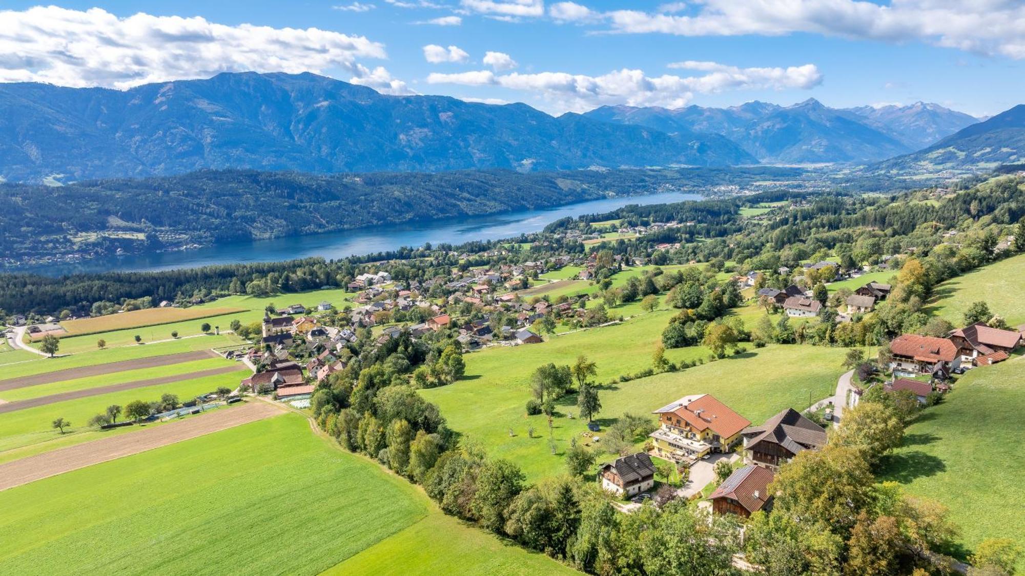 Bio- Und Vitalbauernhof Bacherhof Millstatt Eksteriør bilde